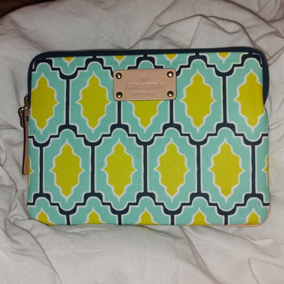 Kate Spade Clutch - Picture 4 of 10